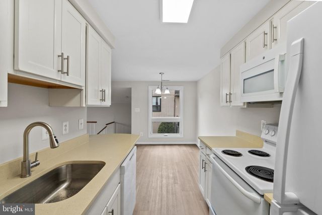 544 GLEN CT, Glen Burnie, MD 21061