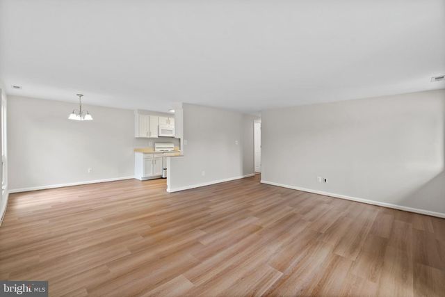 544 GLEN CT, Glen Burnie, MD 21061