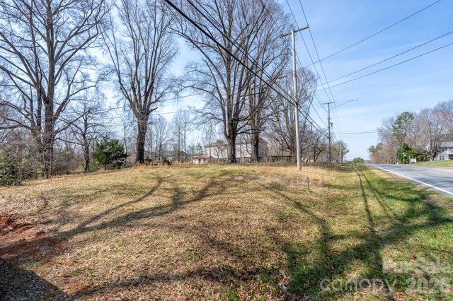 2851 Davidson Highway, Concord, NC 28027