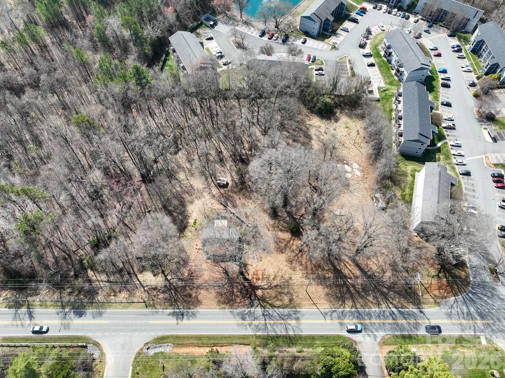 2851 Davidson Highway, Concord, NC 28027