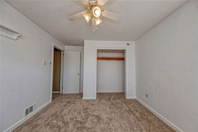1805 Horizon Dr, White Oak, PA 15131
