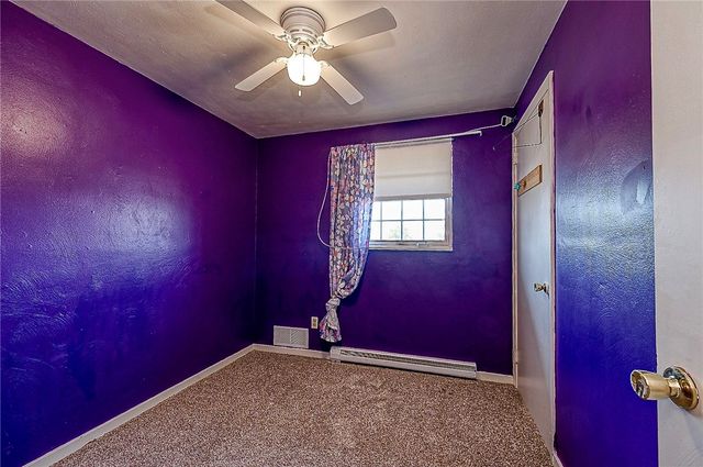 1805 Horizon Dr, White Oak, PA 15131