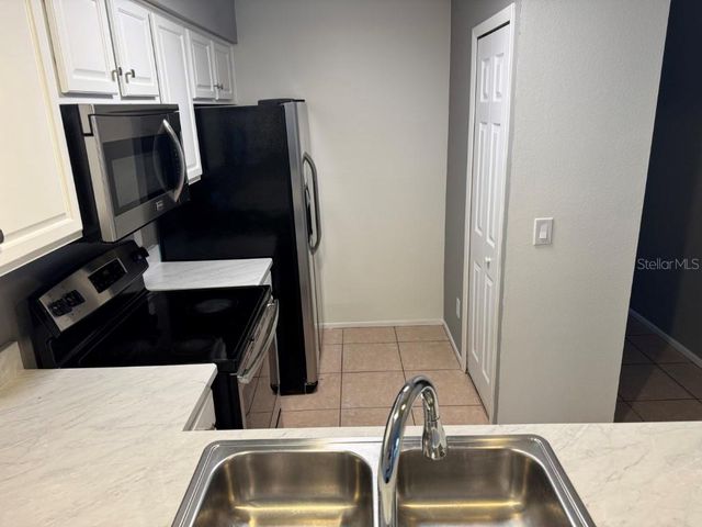 3166 S SEMORAN BOULEVARD 1004, Orlando, FL 32822