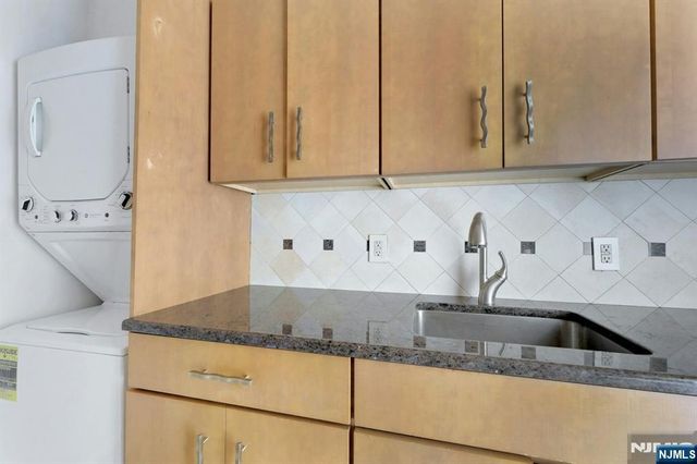 9019 Wall 6B, North Bergen, NJ 07047