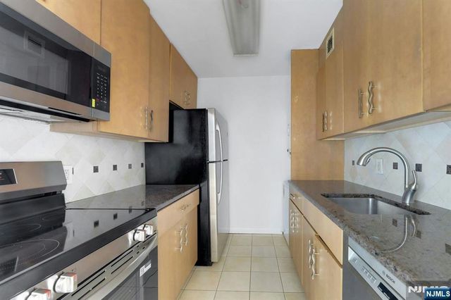 9019 Wall 6B, North Bergen, NJ 07047