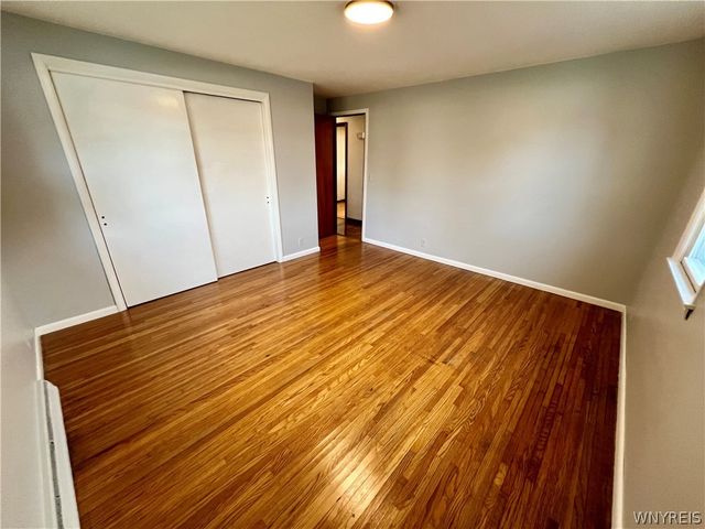 17 Greenhill, West Seneca, NY 14224