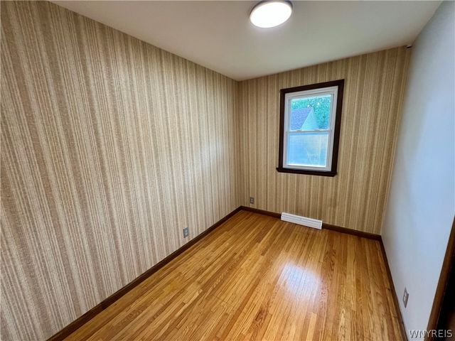 17 Greenhill, West Seneca, NY 14224