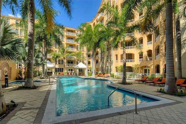 3001 NE 185th St 515, Aventura, FL 33180