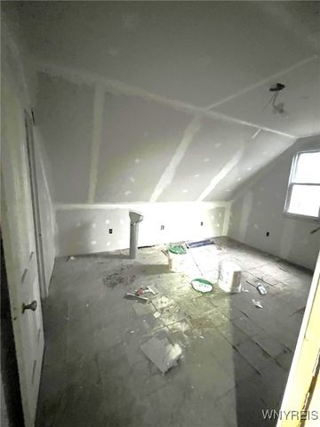 17 California Street, Buffalo, NY 14213