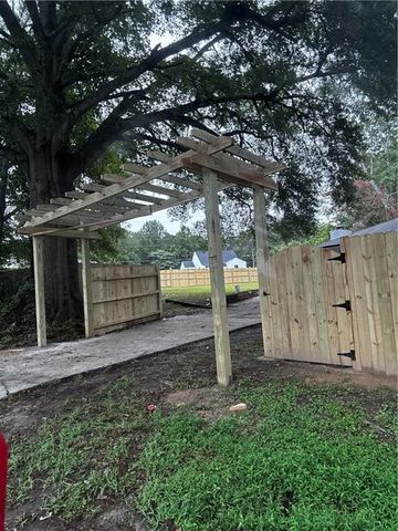 4611 old westside rd, Austell, GA 30106