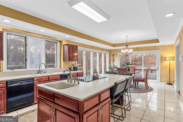 140 Thorne Ridge Trail, Fayetteville, GA 30214