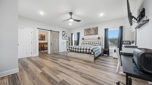 7424 Crowes Nest Drive, Harrison, TN 37341