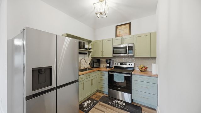 7424 Crowes Nest Drive, Harrison, TN 37341
