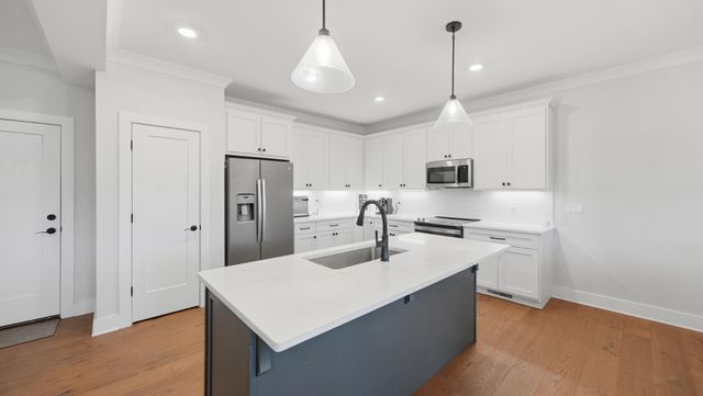 7424 Crowes Nest Drive, Harrison, TN 37341