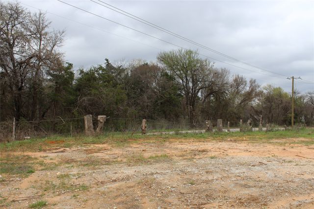 2320 Post Oak Road, Hutchins, TX 75141