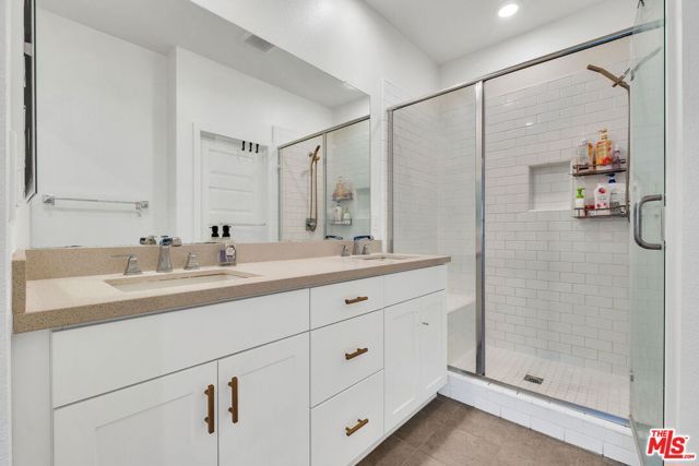 7556 Landon Lane, Gardena, CA 90248