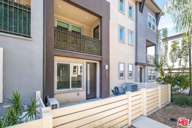 7556 Landon Lane, Gardena, CA 90248