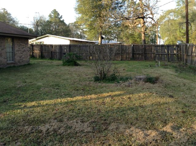 157 County Road 3252, Cleveland, TX 77327