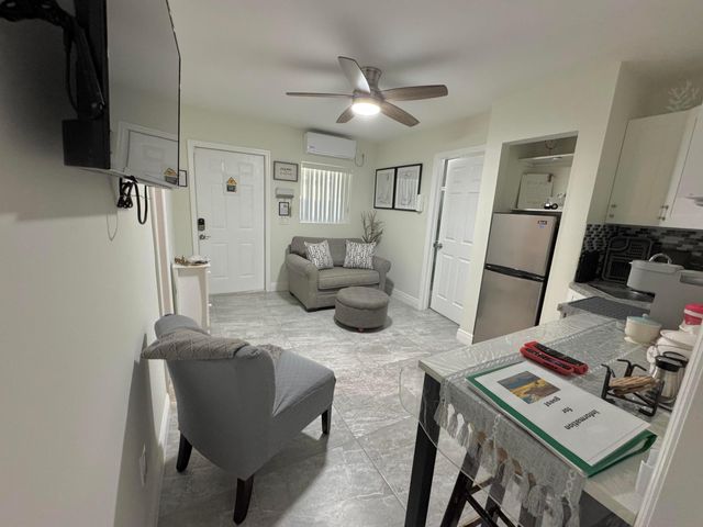 2664 Exuma Road, West Palm Beach, FL 33406