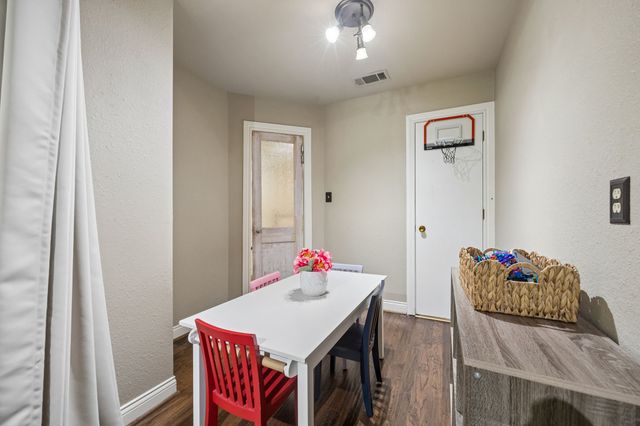 520 Cottonwood Place, Fairview, TX 75069
