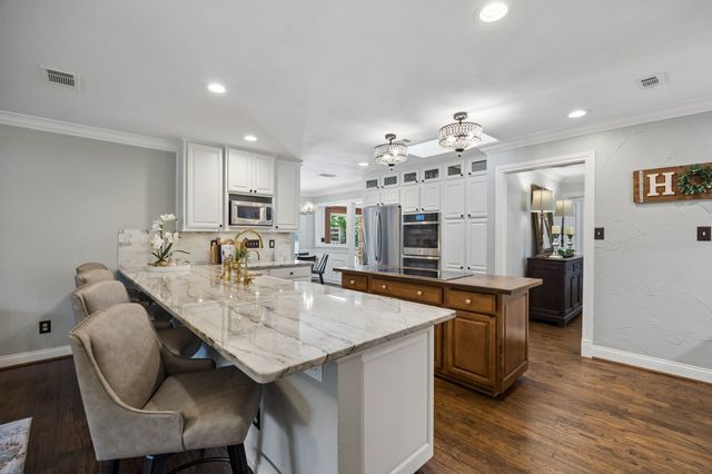 520 Cottonwood Place, Fairview, TX 75069