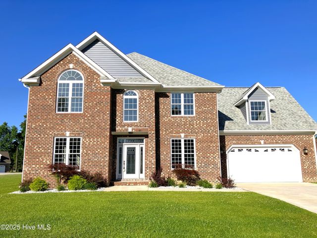 401 King Richard Court, Jacksonville, NC 28546