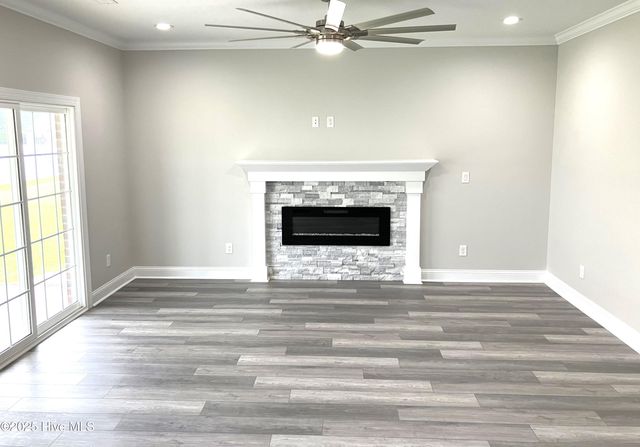 401 King Richard Court, Jacksonville, NC 28546