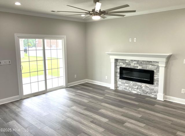 401 King Richard Court, Jacksonville, NC 28546