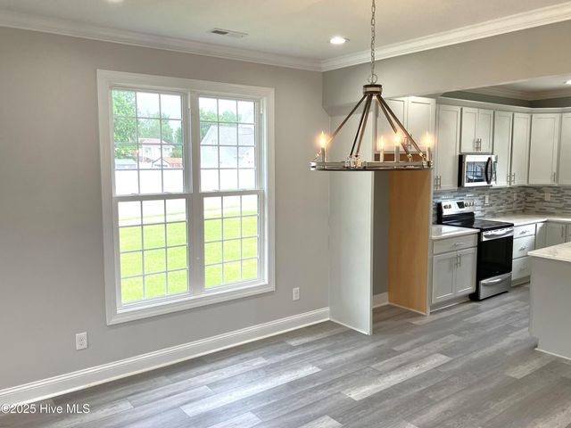401 King Richard Court, Jacksonville, NC 28546