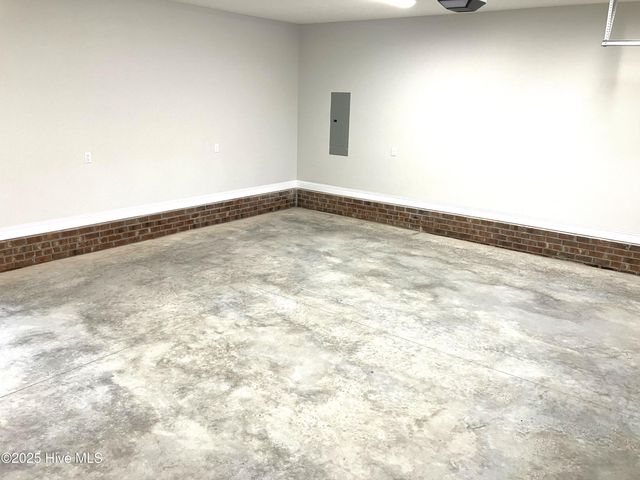 401 King Richard Court, Jacksonville, NC 28546
