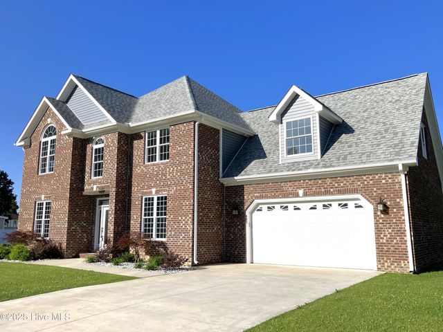 401 King Richard Court, Jacksonville, NC 28546