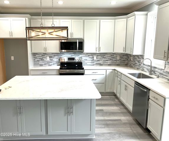 401 King Richard Court, Jacksonville, NC 28546