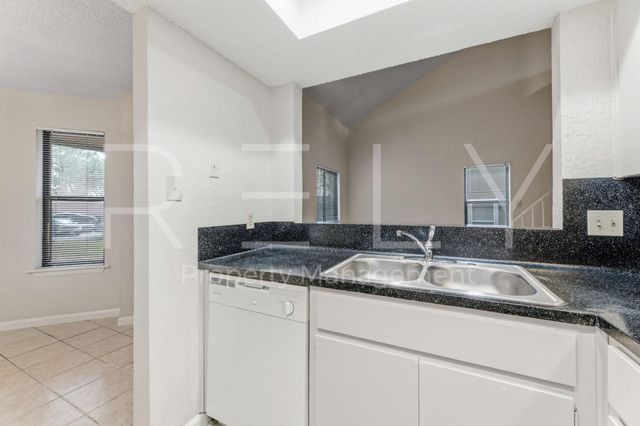 1005 Milford WAY A, Austin, TX 78745