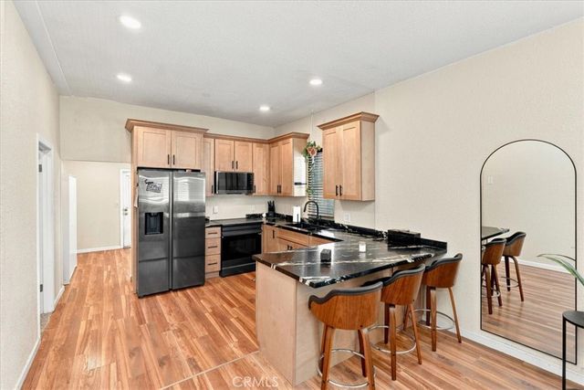 846 N 4th Avenue, Upland, CA 91786