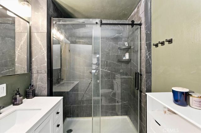 846 N 4th Avenue, Upland, CA 91786