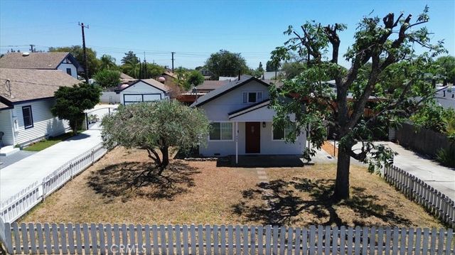846 N 4th Avenue, Upland, CA 91786