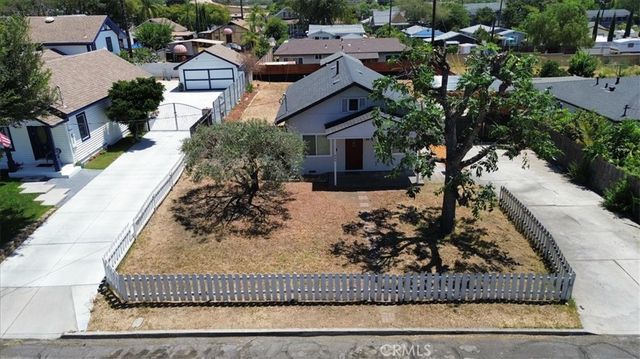 846 N 4th Avenue, Upland, CA 91786