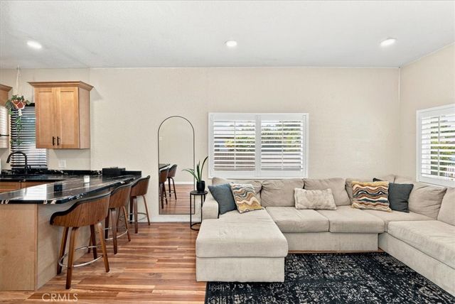 846 N 4th Avenue, Upland, CA 91786