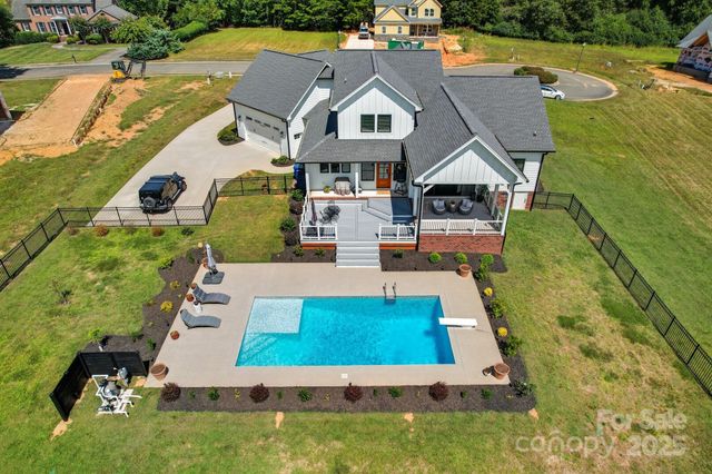 604 Muirfield Drive, Albemarle, NC 28001