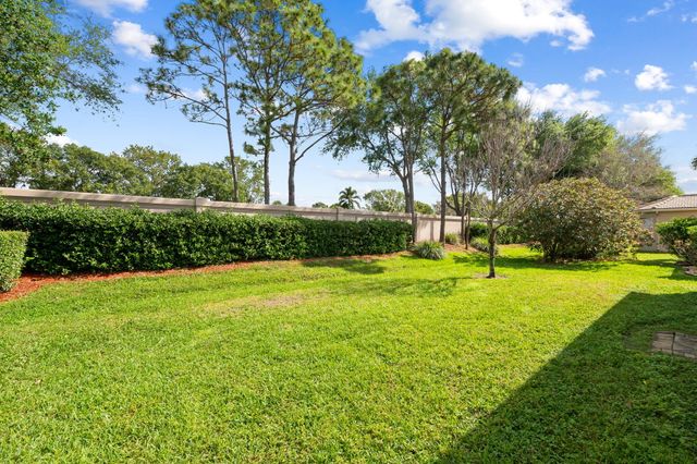 6843 Montrose Way, Boynton Beach, FL 33437