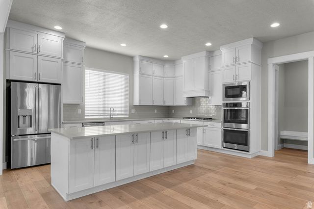 7208 S RAMBLE RD, West Jordan, UT 84081