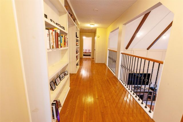 3911 Crow Valley Drive, Missouri City, TX 77459