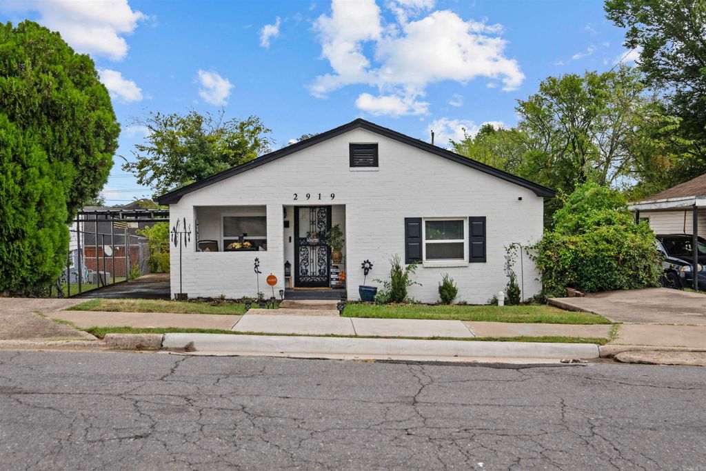 2919 S Spring Street, Little Rock, AR 72206
