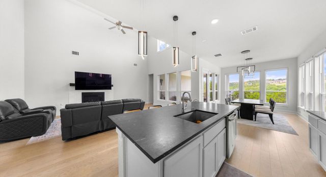 908 Siena Sunset RD, Leander, TX 78641