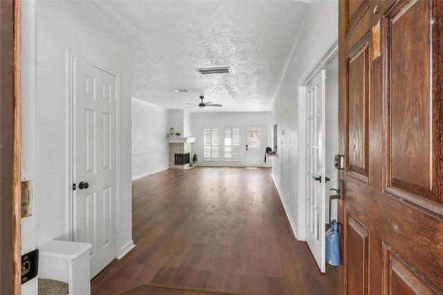 2118 Gemini Street, Houston, TX 77058
