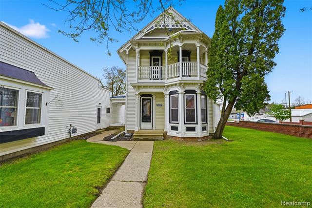 26249 E Huron River Drive, Flat Rock, MI 48134