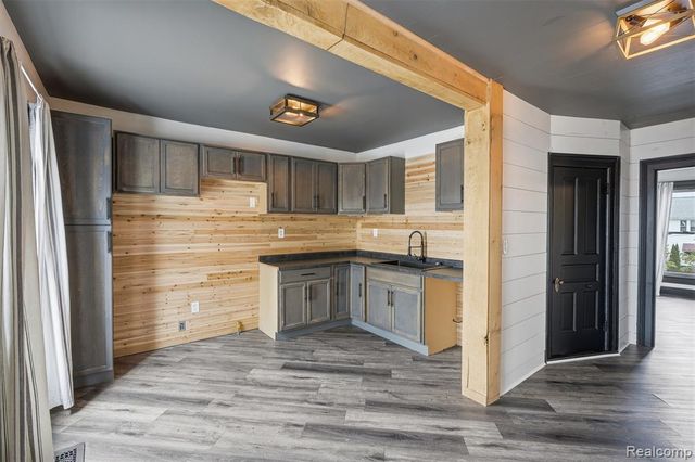 26249 E Huron River Drive, Flat Rock, MI 48134