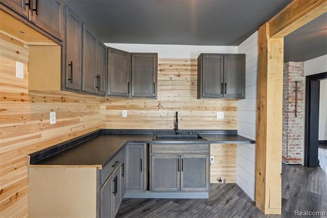 26249 E Huron River Drive, Flat Rock, MI 48134