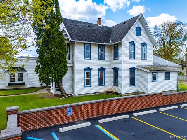 26249 E Huron River Drive, Flat Rock, MI 48134