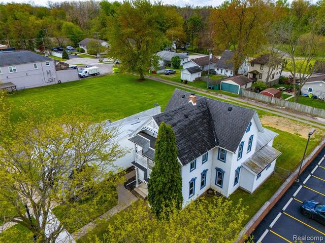 26249 E Huron River Drive, Flat Rock, MI 48134